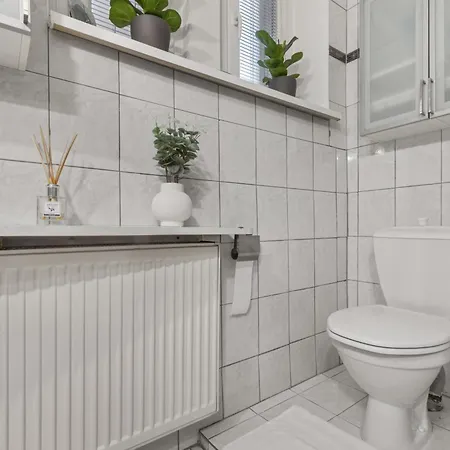 Grand Elegant Family - Ac, Netflix & Old Town Lägenhet Bratislava