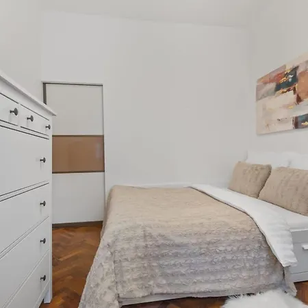 Apartment Grand Elegant - Center