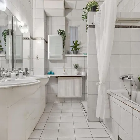 Lägenhet Grand Elegant Family - Ac, Netflix & Old Town Bratislava