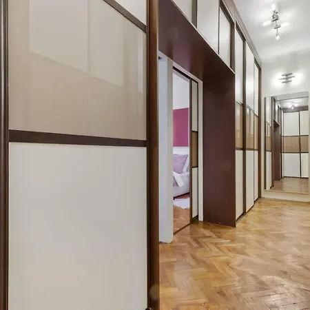 Grand Elegant - Center Apartment *