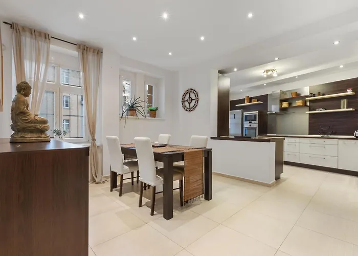 Grand Elegant - Center Apartament *